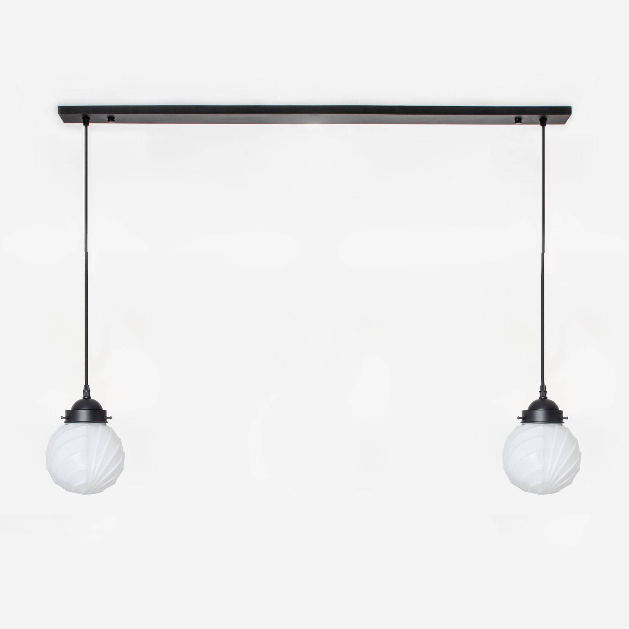 2 x Swingbulb auf Deckenbalken Moonlight