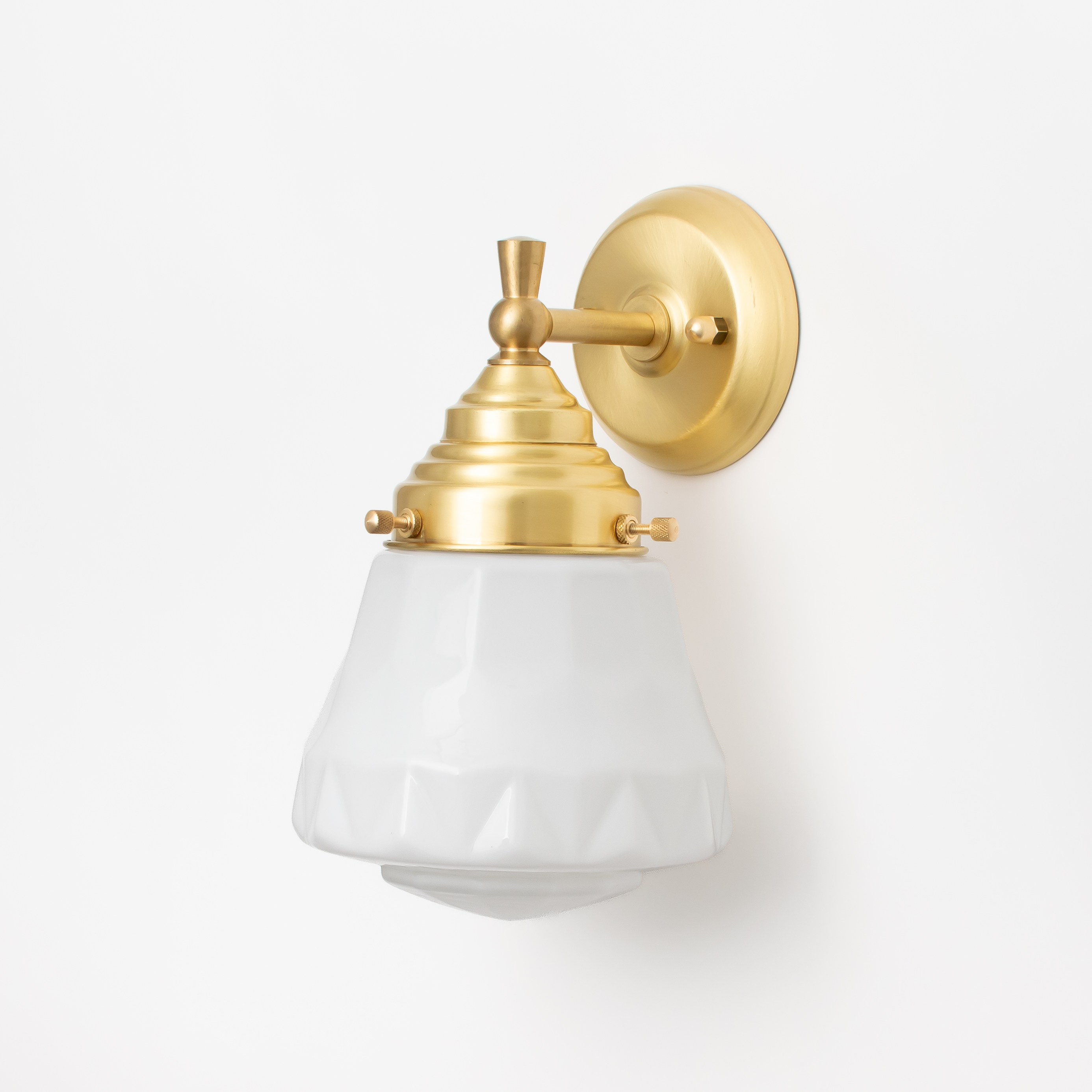 Wall Lamp Bold Royal Brass