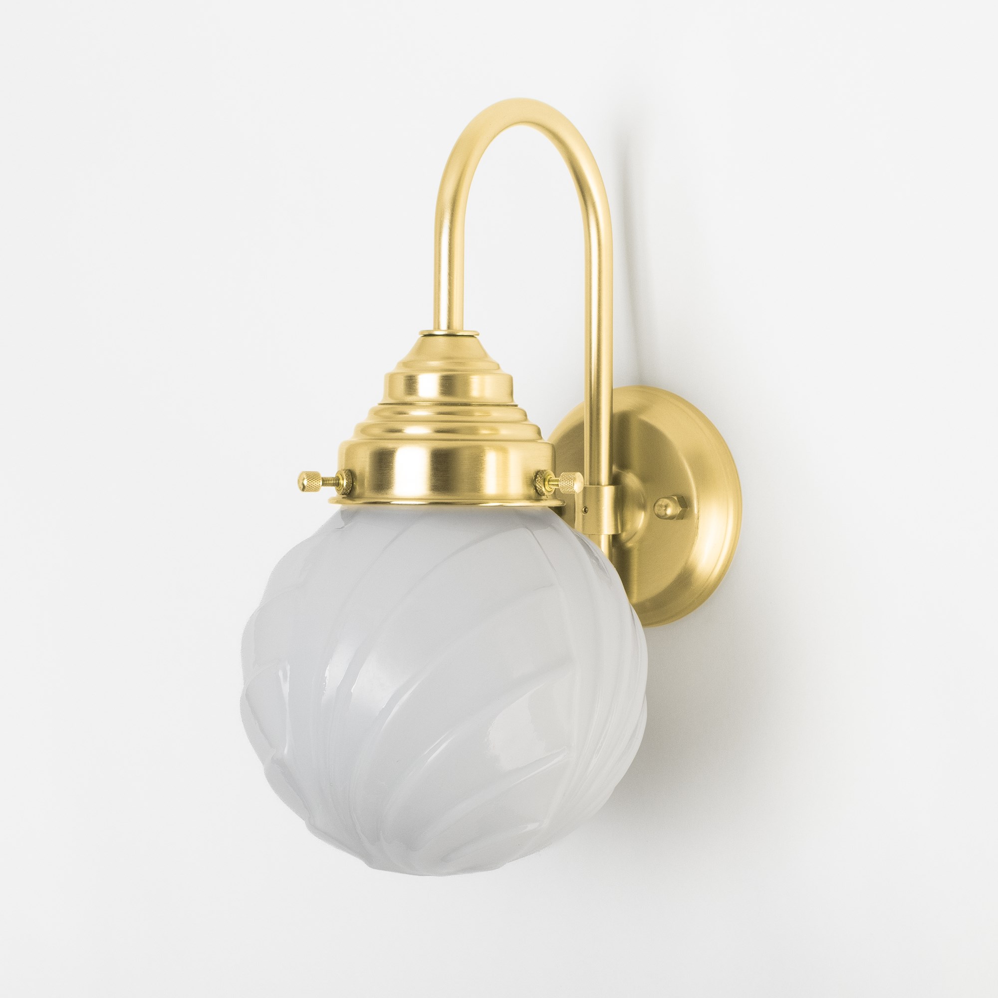 Applique Murale Swingbulb Meander Laiton