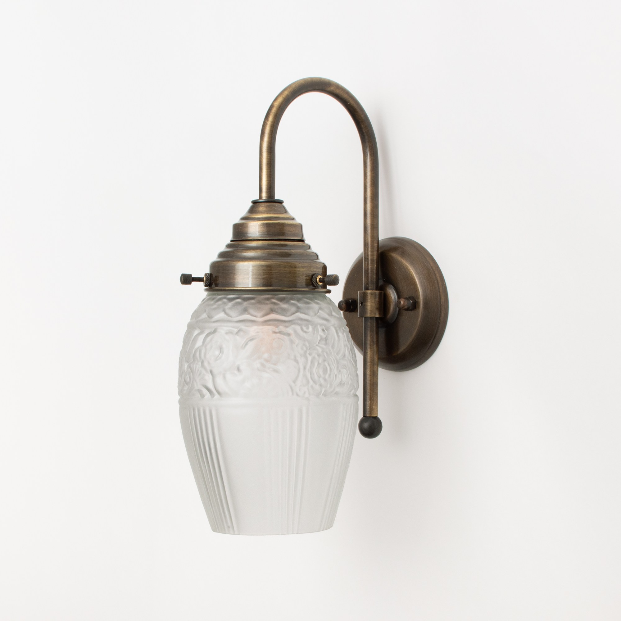 Applique Flower Yard Meander Bronze