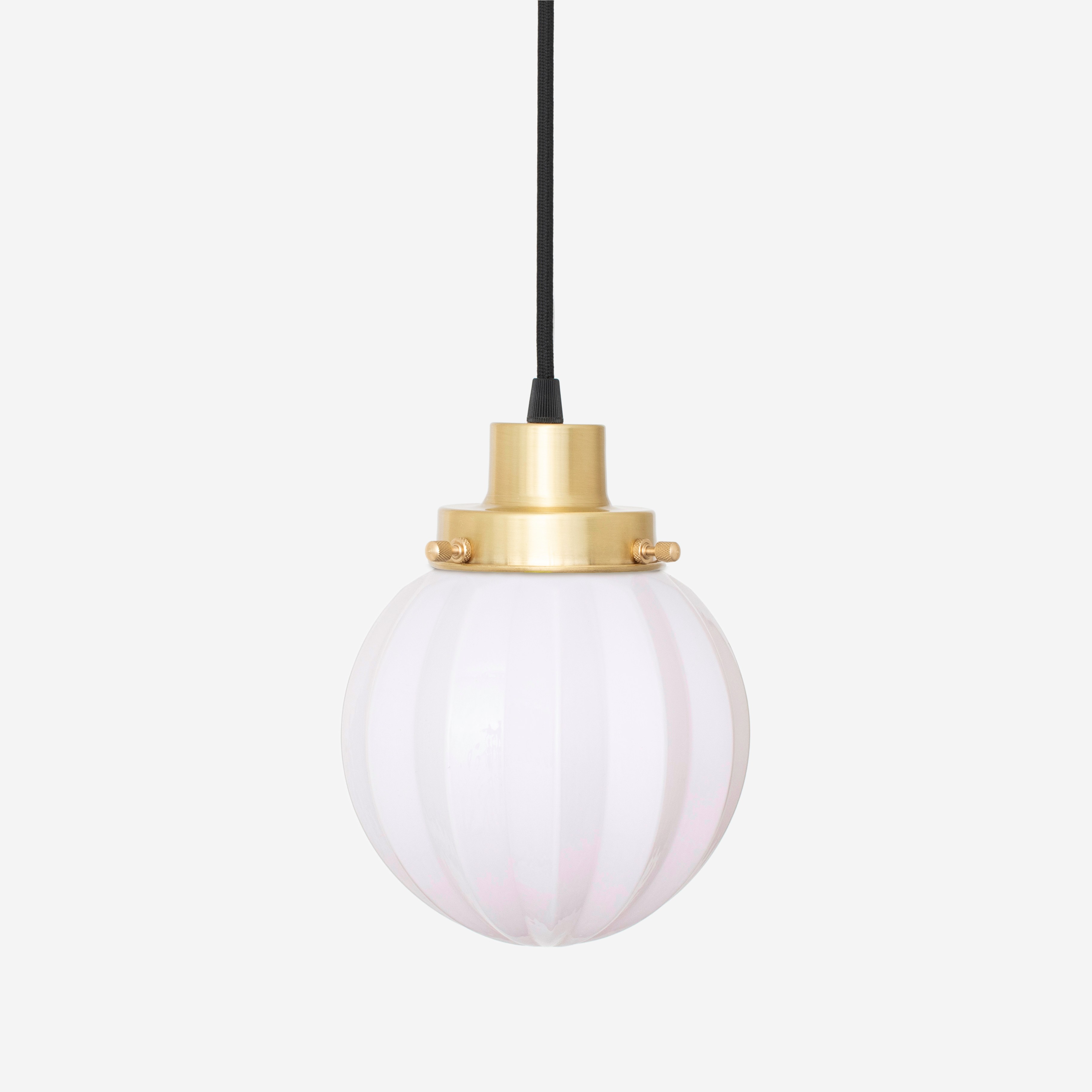 Hängelampe am Kabel Carambola Blush 20's Messing